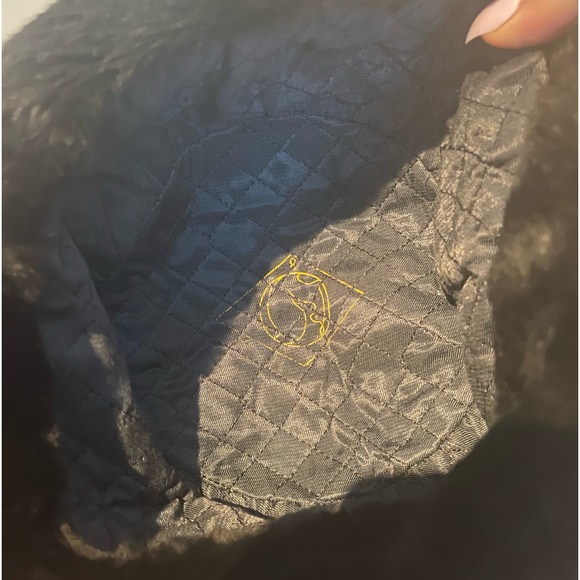 VINTAGE black faux fur cold weather hat ❄️ ⛄️ - Picture 7 of 8